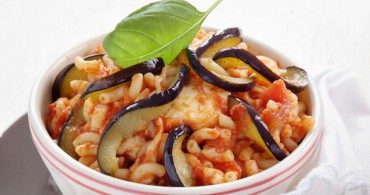 Recept Macaroni met tomaat, aubergine en mozzarella Grand'Italia